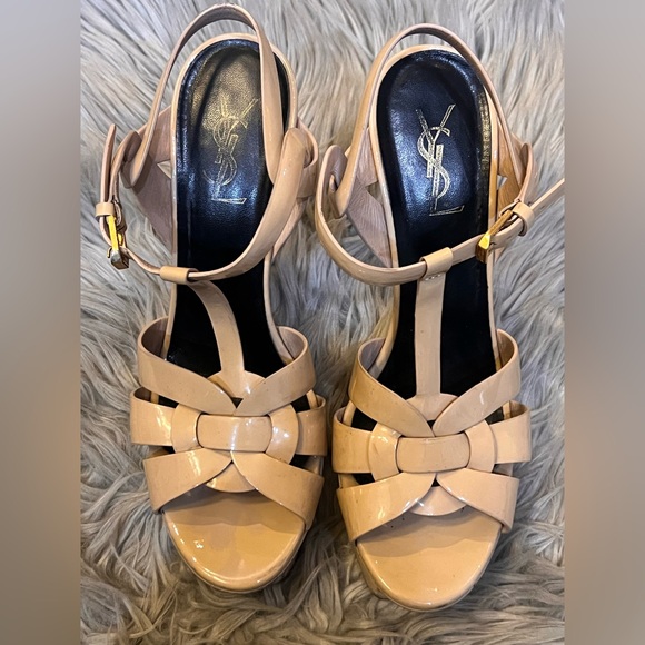 YSL Tribute Platform Sandals in Patent Leather - Picture 3 of 8